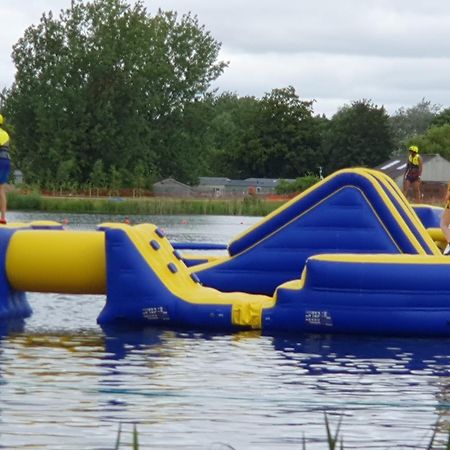 Billing Aquadrome- Bird Lake Pastures Holiday Caravan Sleep 6 Northampton Exterior foto